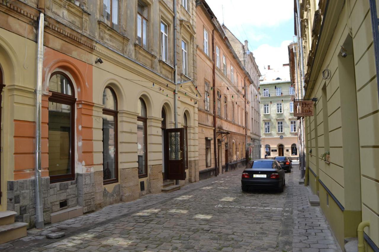 Apartments "The Cultural Capital" Vip Лвив Екстериор снимка