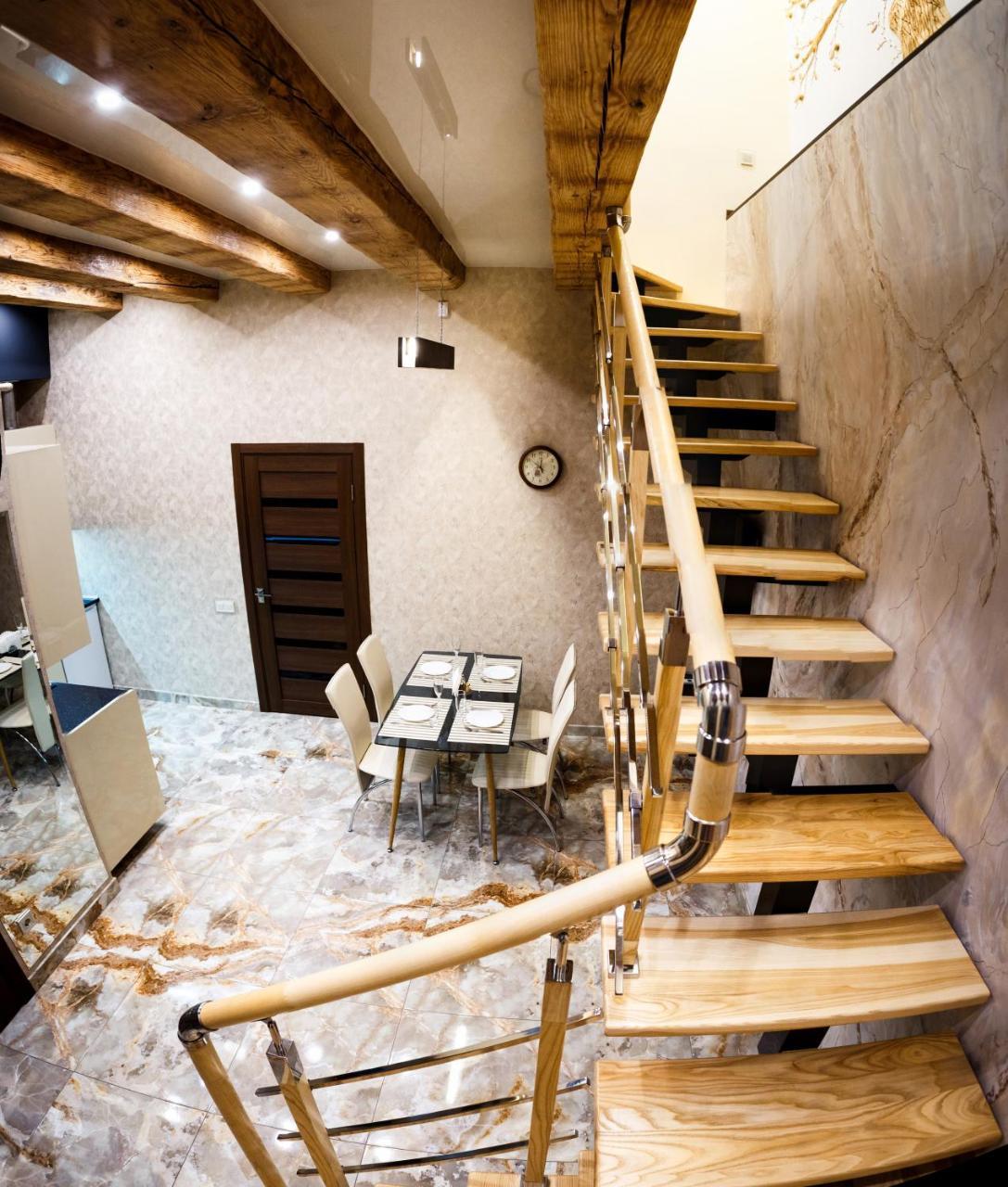 Apartments "The Cultural Capital" Vip Лвив Екстериор снимка