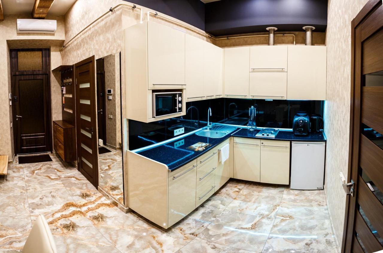 Apartments "The Cultural Capital" Vip Лвив Екстериор снимка