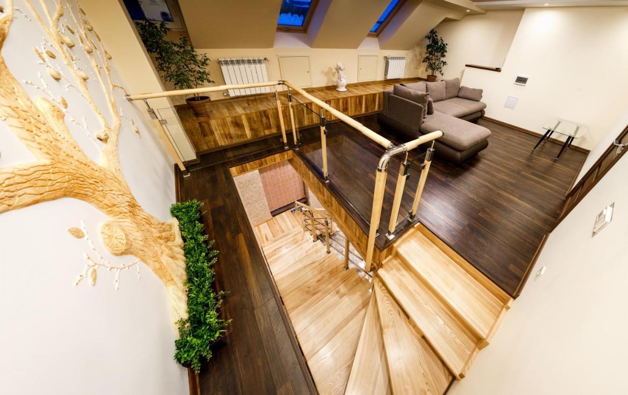 Apartments "The Cultural Capital" Vip Лвив Екстериор снимка